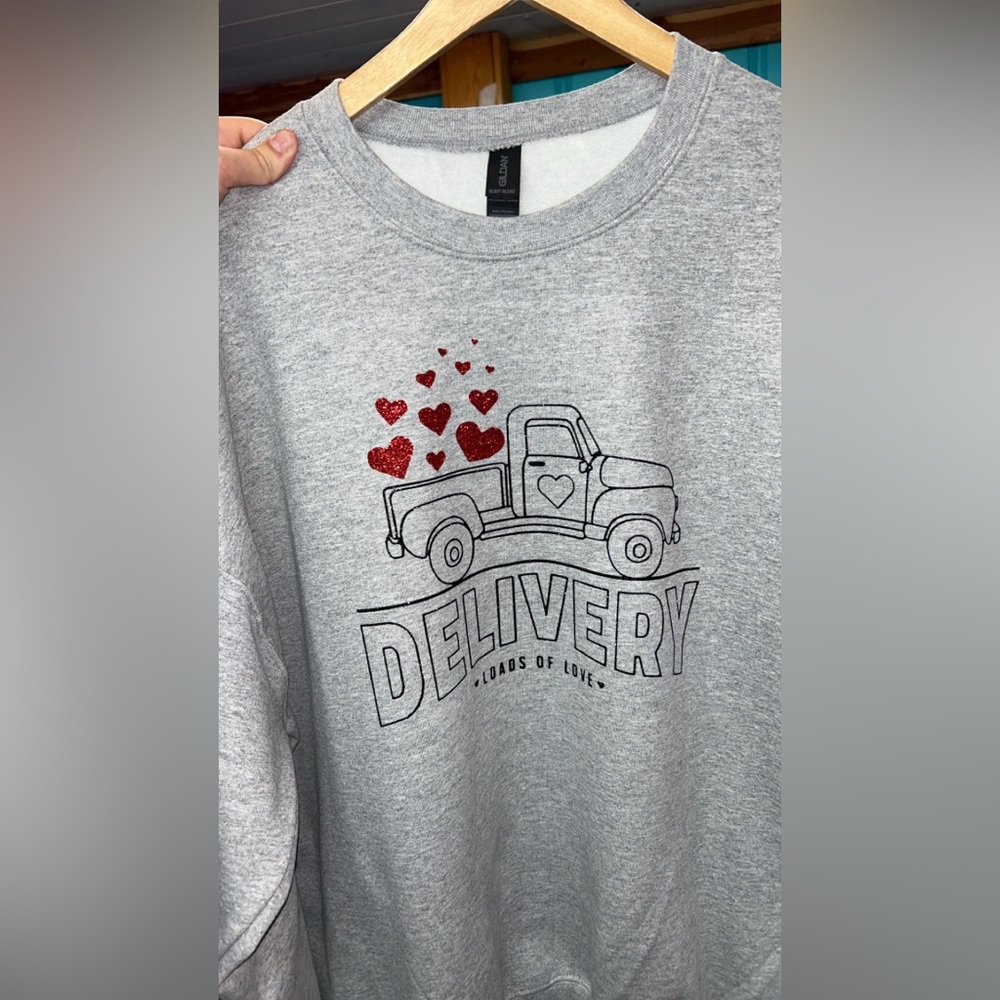 Valentine’s Day crew neck